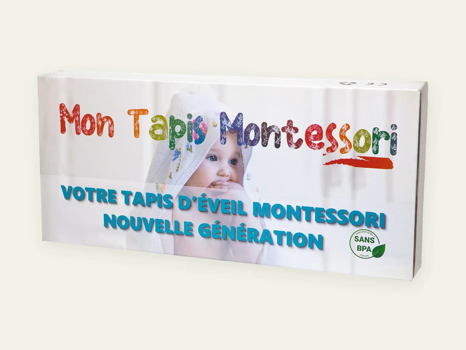 Le carton Mon Tapis Montessori dans lequel le tapis est livré