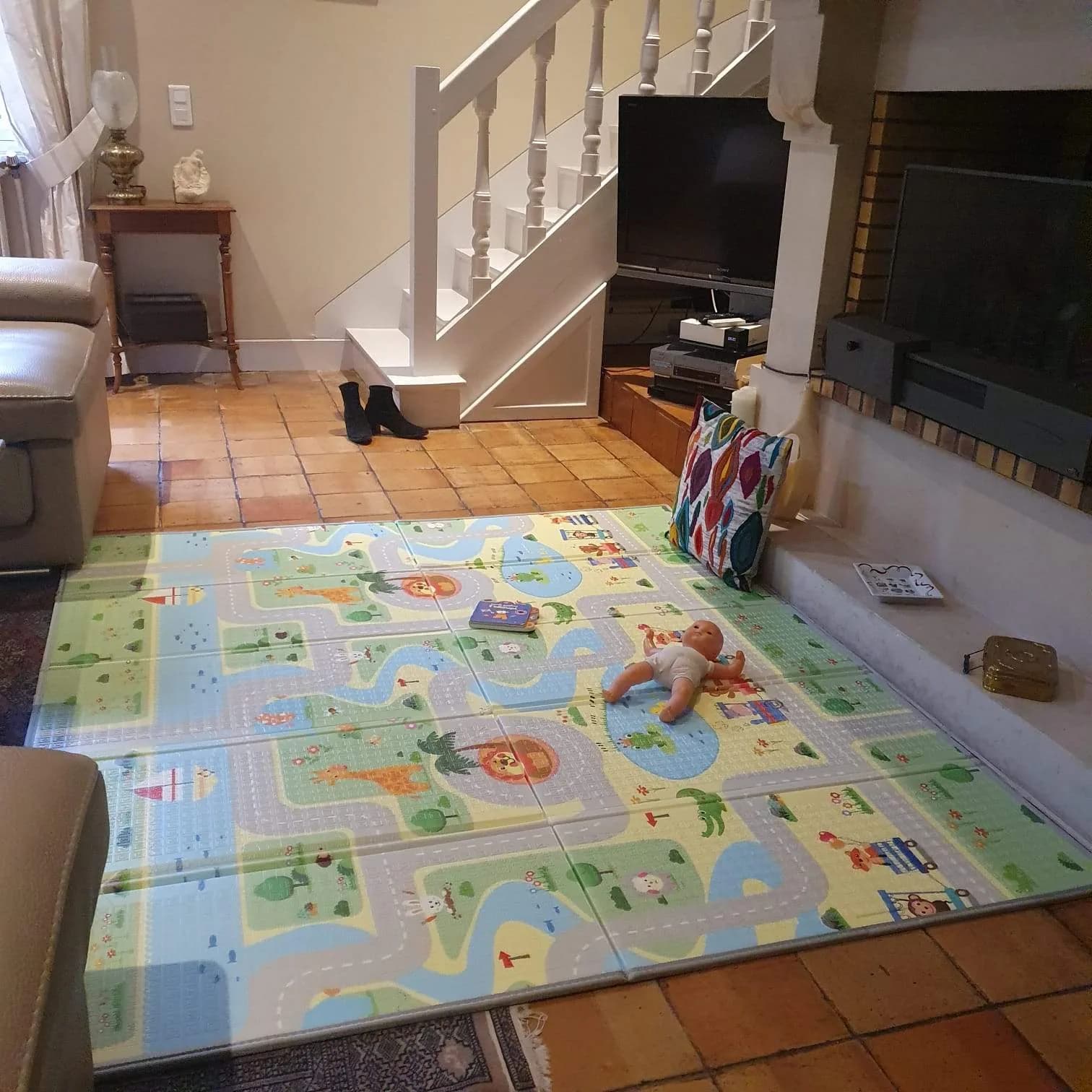 Bien choisir son tapis d'eveil Montessori